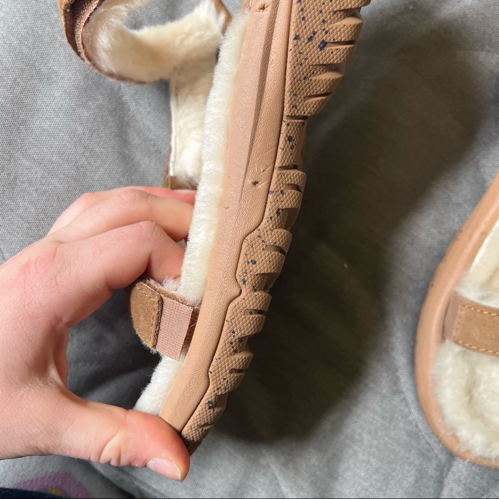 Shearling Tevas - Picture 4 of 9